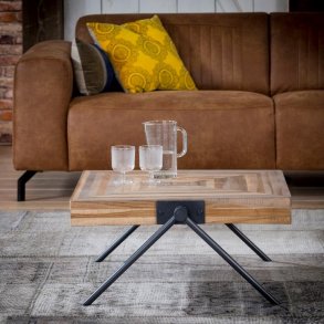 Sofabord 70 x 70 cm, patineret teaktr�.