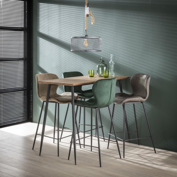 4 Barstole, sort metal og grn velour.