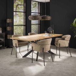 Spisebord med sildebensmnstret ege finer og metalstel