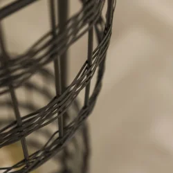 Gulvlampe med 2 skrme i sort nikkel