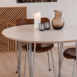 Spisebord, hvid laminat med metalben,  80 cm.