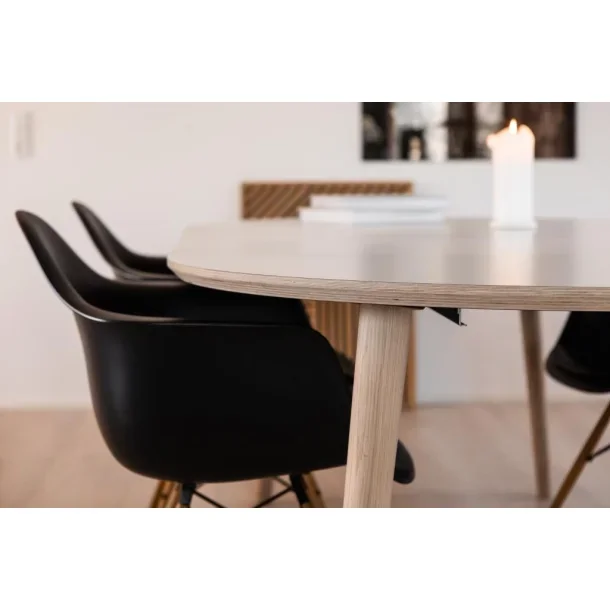 Spisebord incl. 1 tillgsplade, hvid laminat med ege ben,  100 cm.