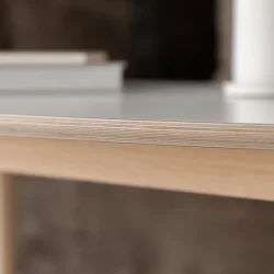 Sofabord, hvid laminat top og stel i ege tr, 60 x 120 cm.