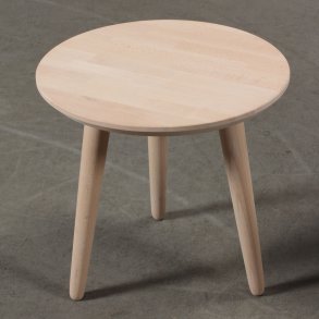 Sofabord i massiv b�g, � 50 cm., h�jde 50 cm.