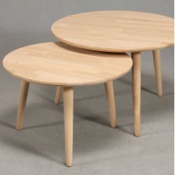 Sofabord i massiv eg,   70 cm., hjde 50 cm.