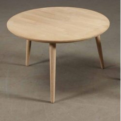 Sofabord i massiv eg,   70 cm., hjde 50 cm.